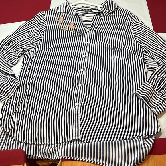 New leaf black vertical striped rayon BLOUSE pink blue floral embroidery 2XL XXL - Picture 4 of 14